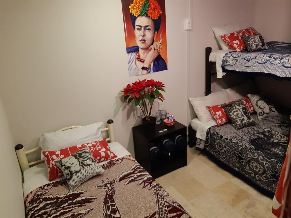 Отель Alameda House Мехико Экстерьер фото